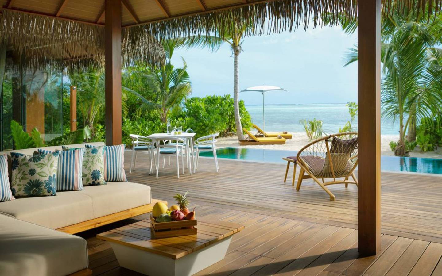 Pullman_Maldives_Maamutaa_Beach_Pool_Villa_5