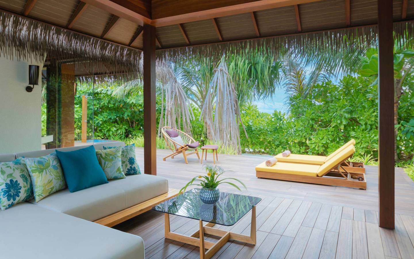 Pullman_Maldives_Maamutaa_Beach_Villa_4