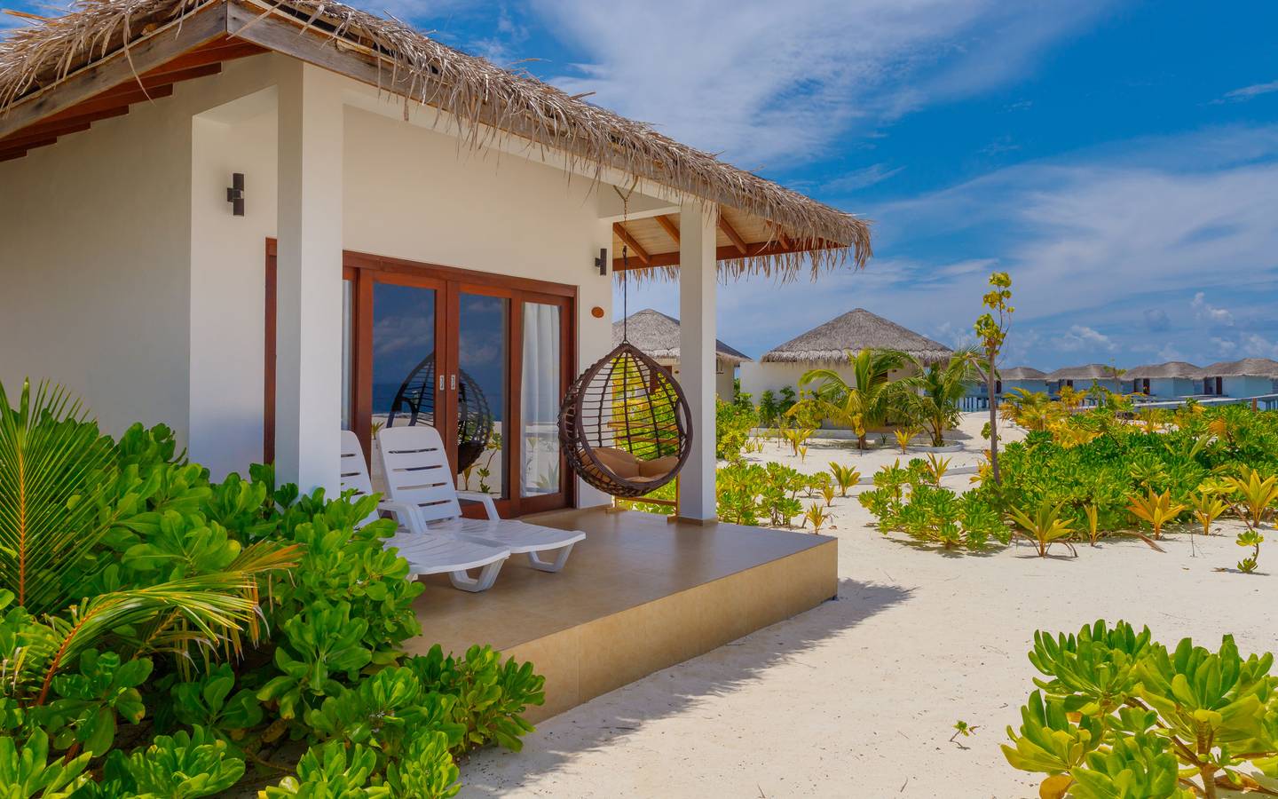 Beach_Villa_Cocogiri_Island_Resort_Exterieur_2