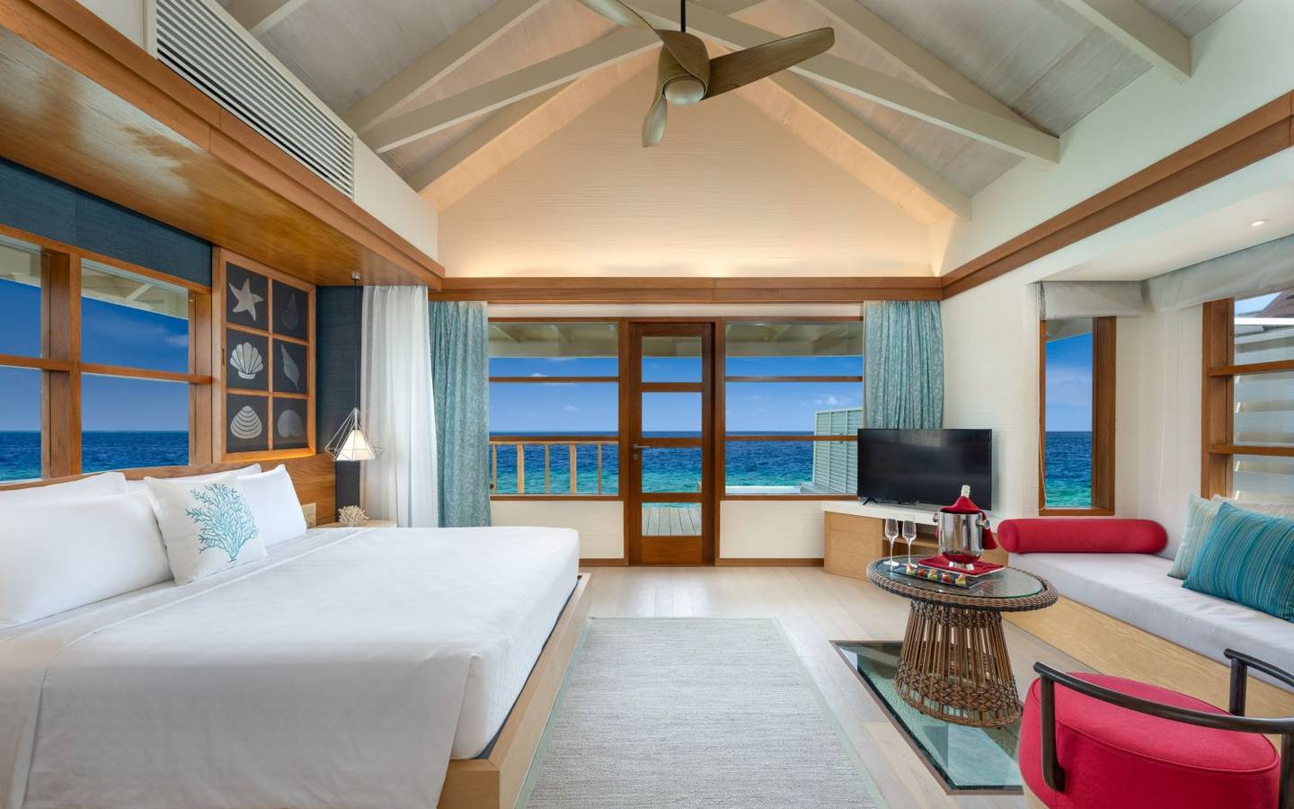 oblu-select-lobigili-sunnest-water-pool-villa-bedroom1