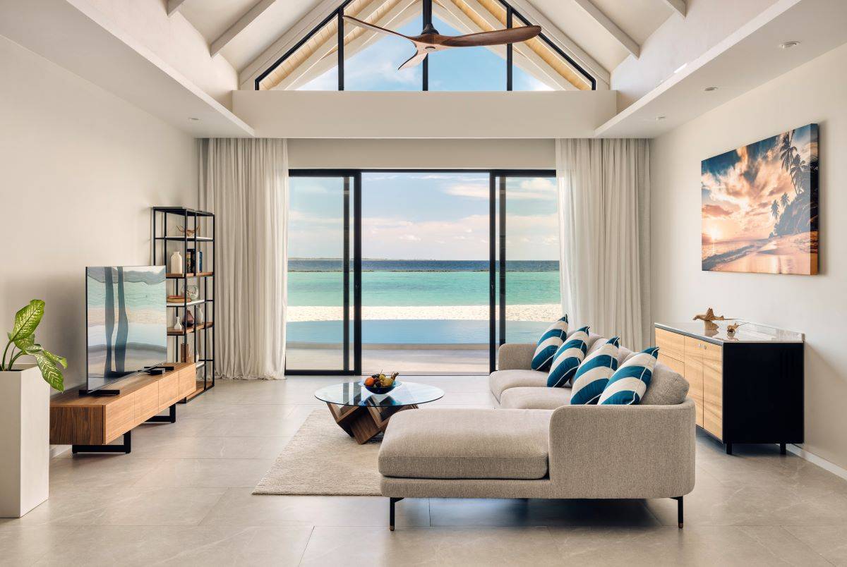 Nova Maldives, Malediven, 2 Bedroom Beach Residence with Private Pool, Wohnbereich