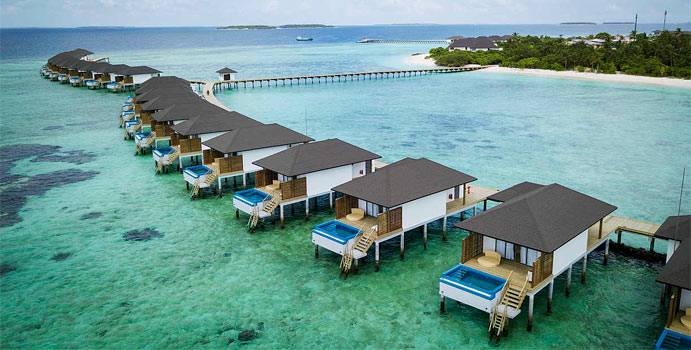 Wasserbungalow mit Pool Sonnenuntergangseite, ROBINSON Club Noonu