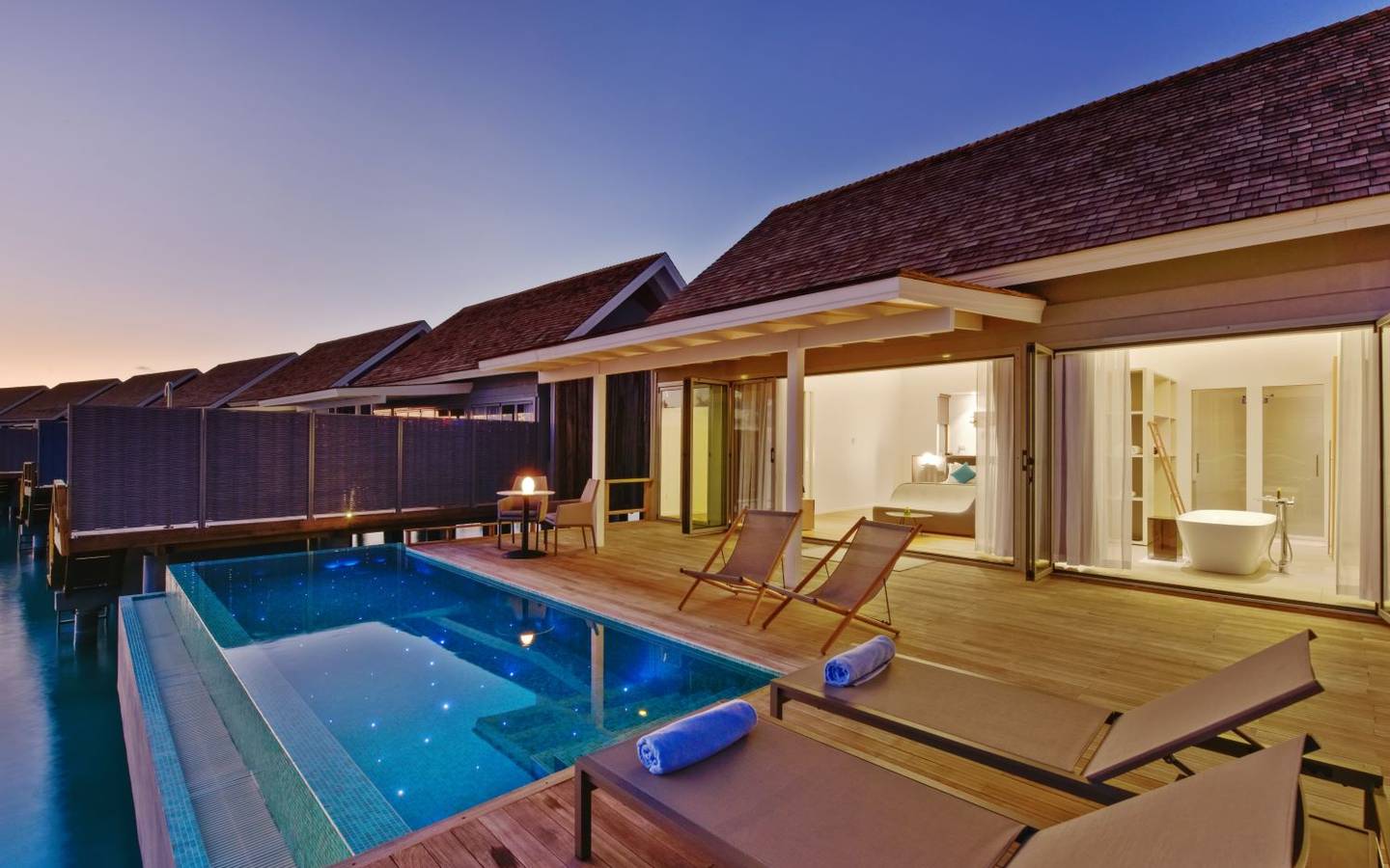 Thundi Water Villa with Pool
