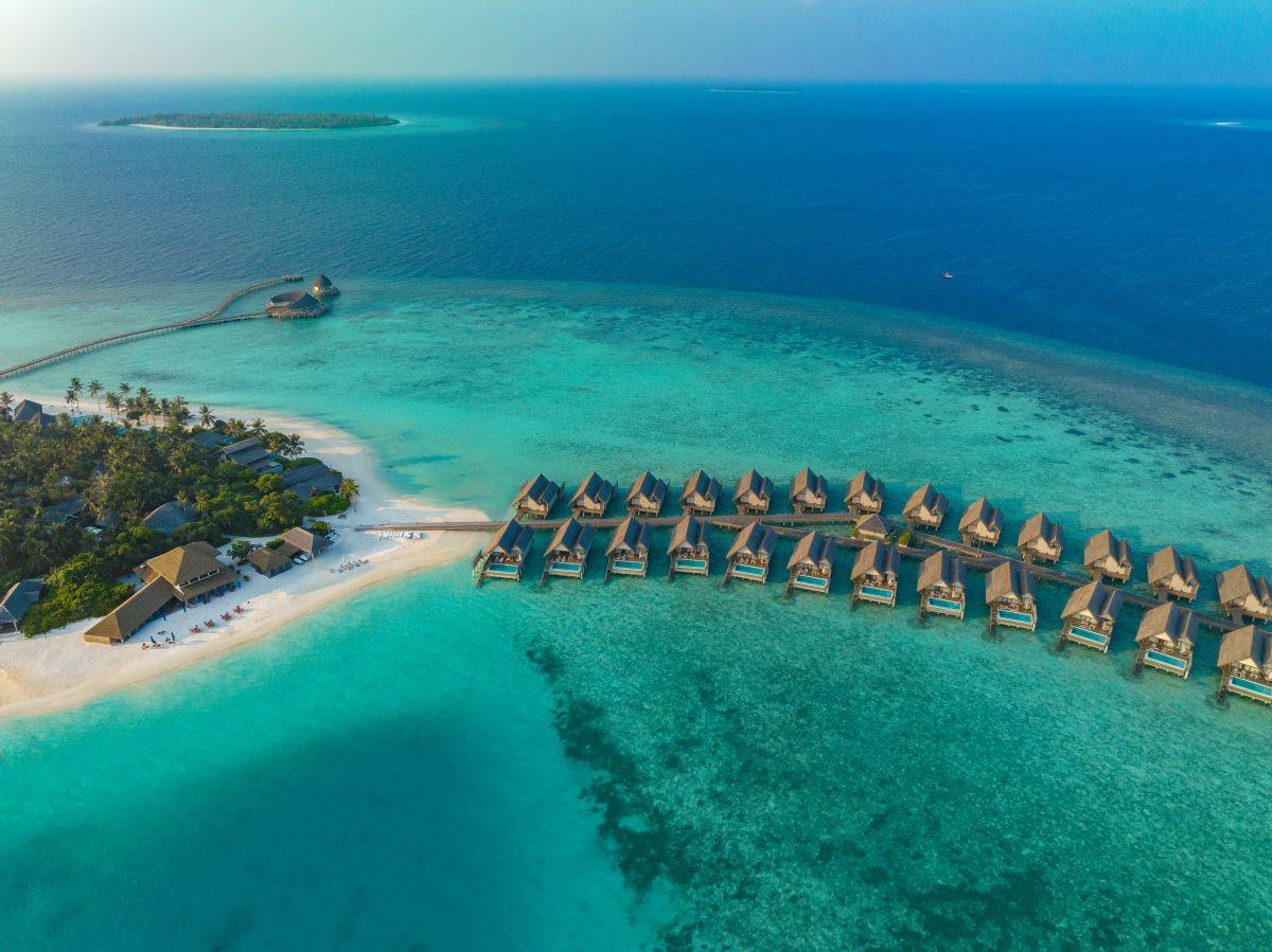 Emerald Faarufushi Resort & Spa, Malediven, Water Villa with Pool, Luftaufnahme Wasservillen
