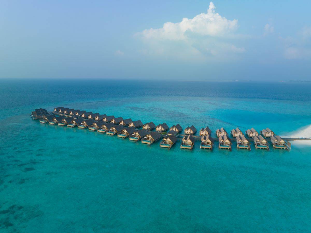 Emerald Faarufushi Resort & Spa, Malediven, Superior Water Villa with Pool, Luftaufnahme Wasservillen