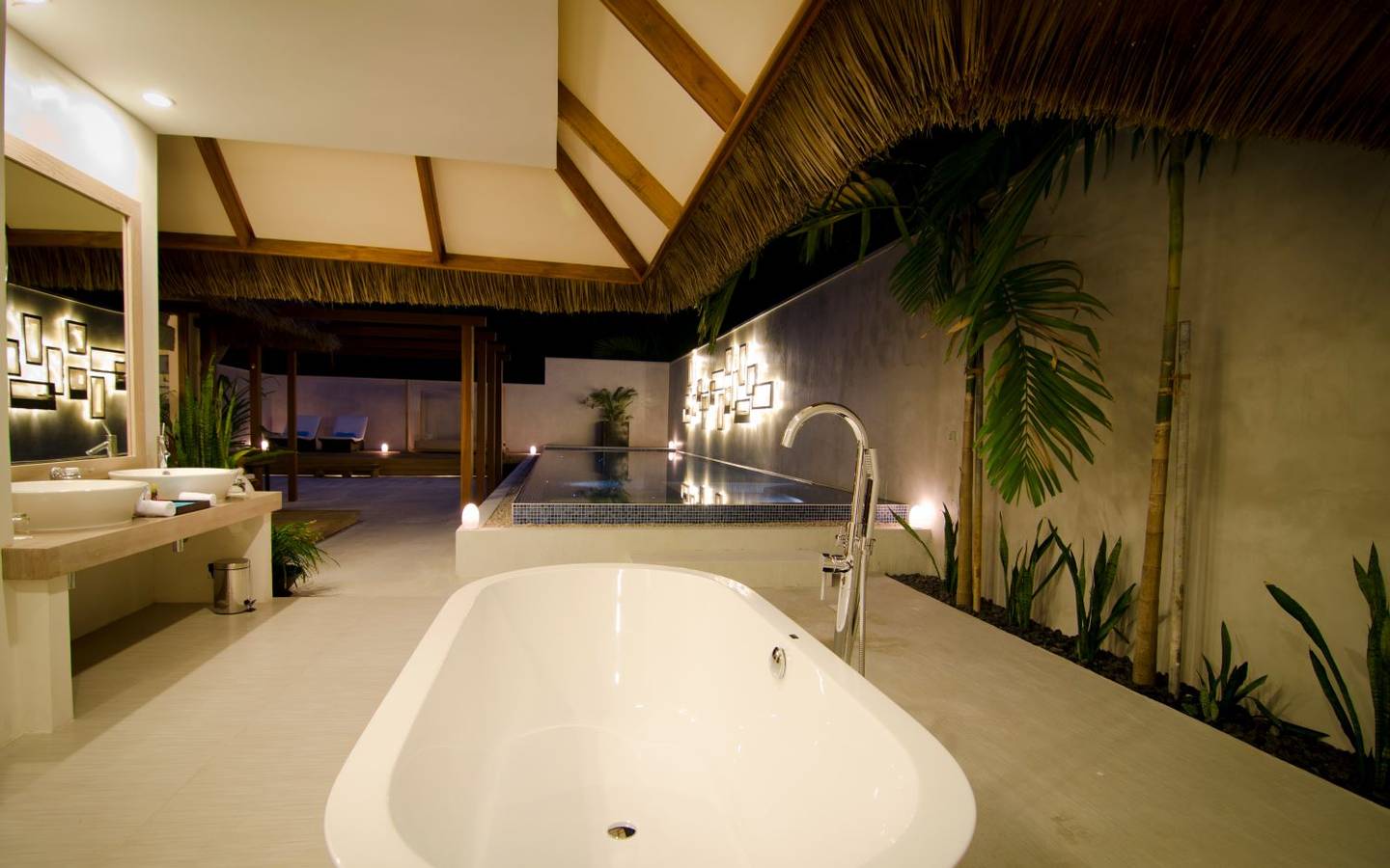 Honeymoon Pool Villa