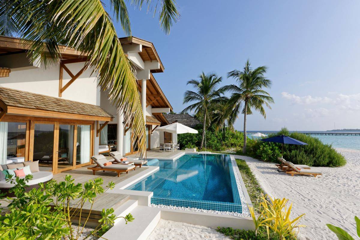 Emerald Faarufushi Resort & Spa, Malediven, Presidential Beach Villa, Terrasse mit Pool