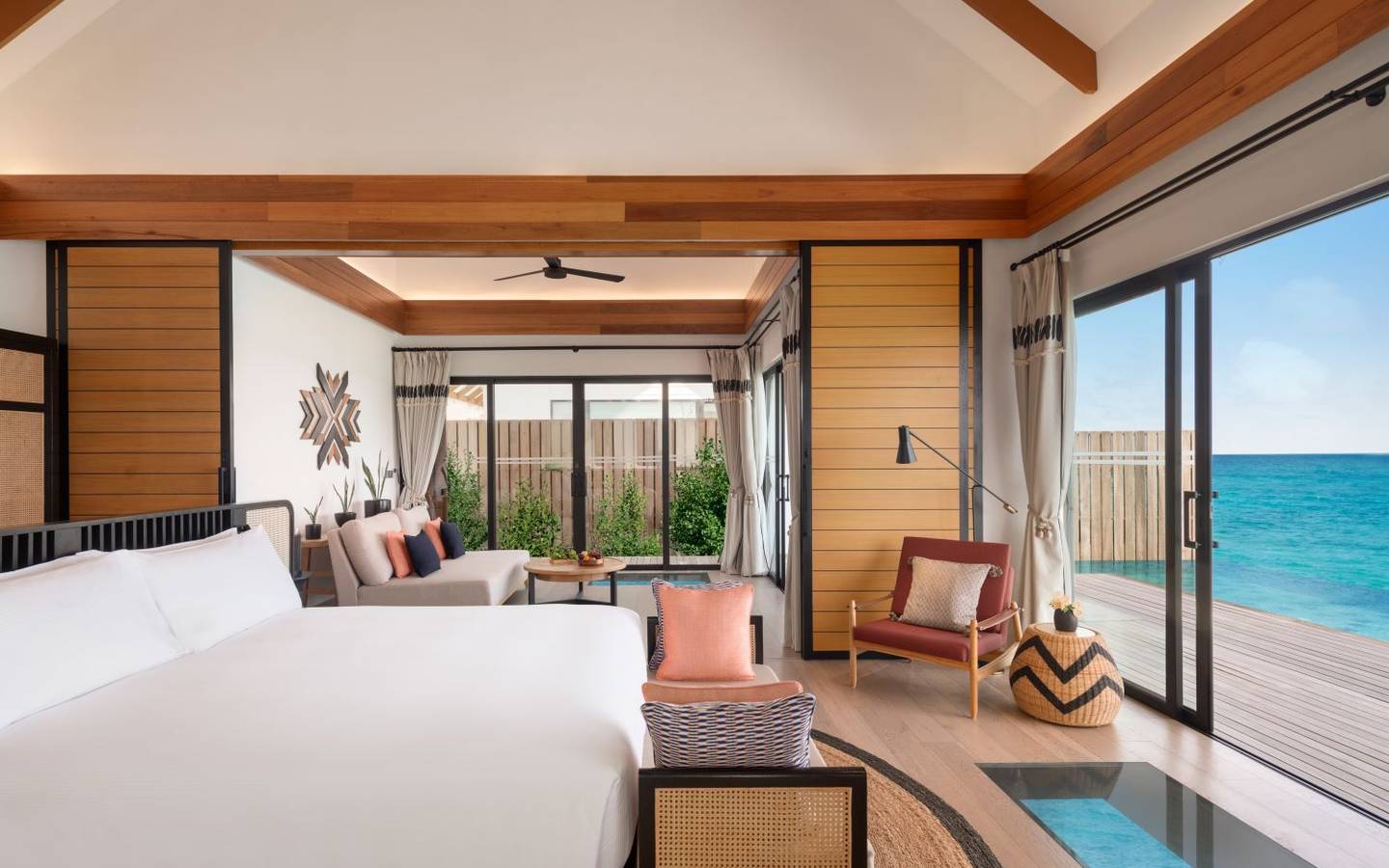 Hilton Maldives Amingiri, One Bedroom Overwater Suite with Pool, Wohnen