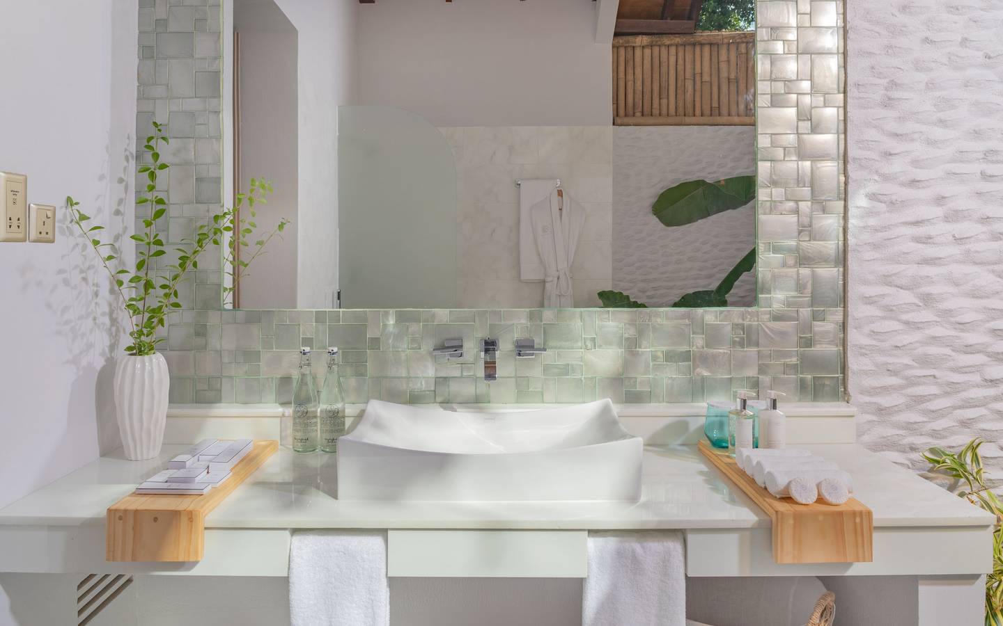 Malahini_Kuda_Bandos_Sunrise_Beach_Pool_Villa_5