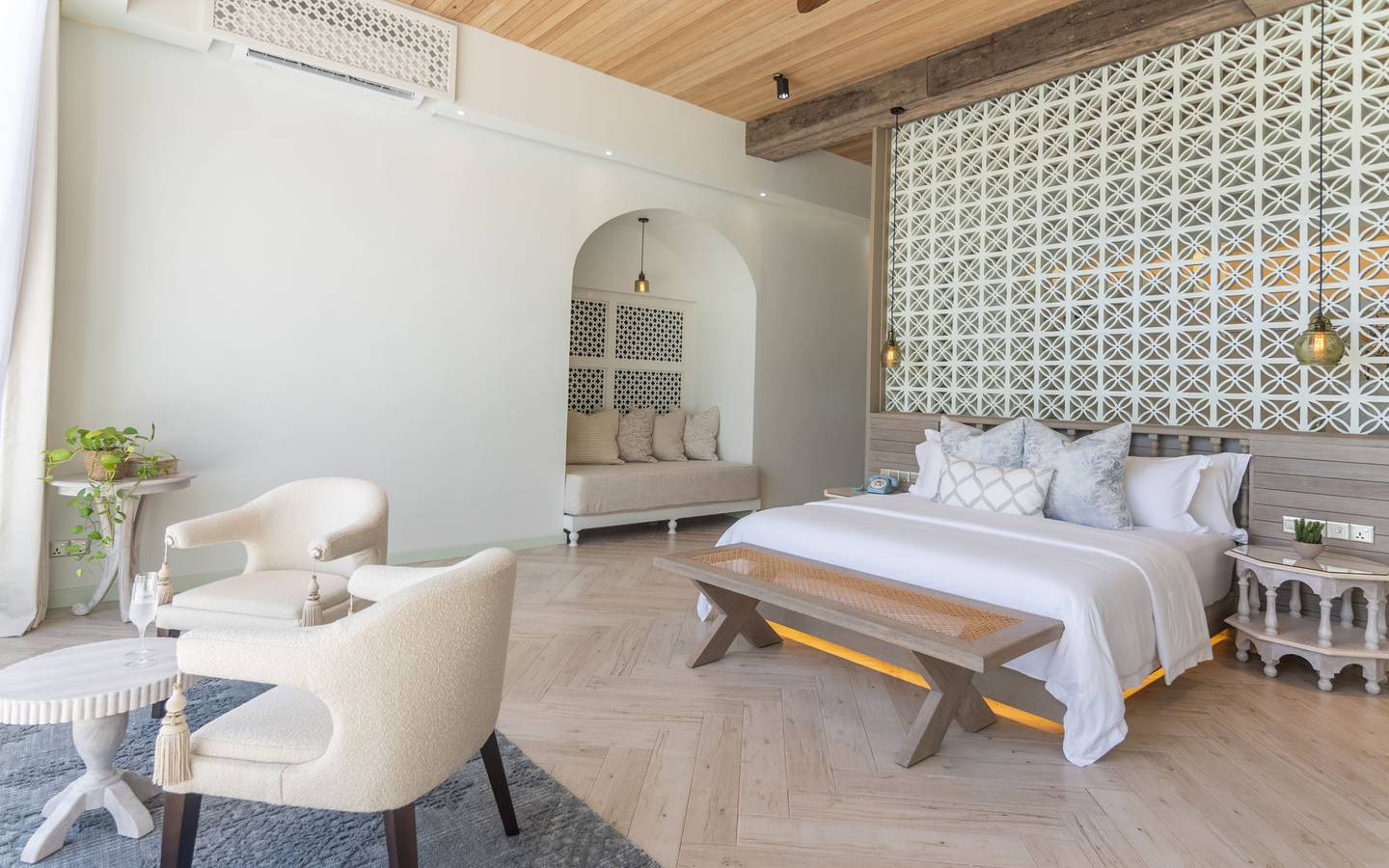 Sunset Beach Pool Suite