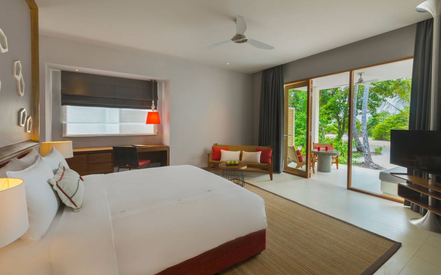 Deluxe Beach Bungalow