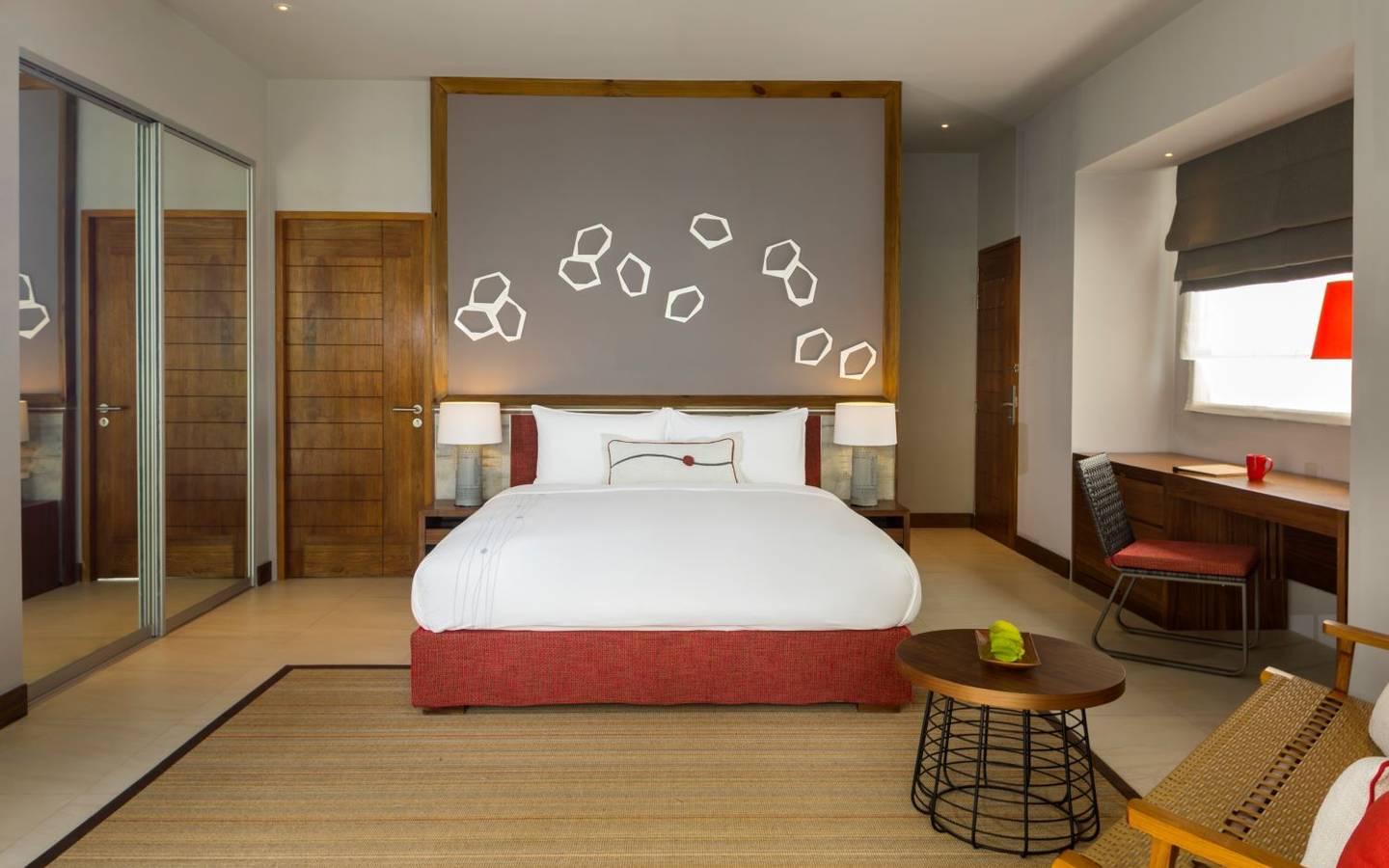 Deluxe Beach Bungalow