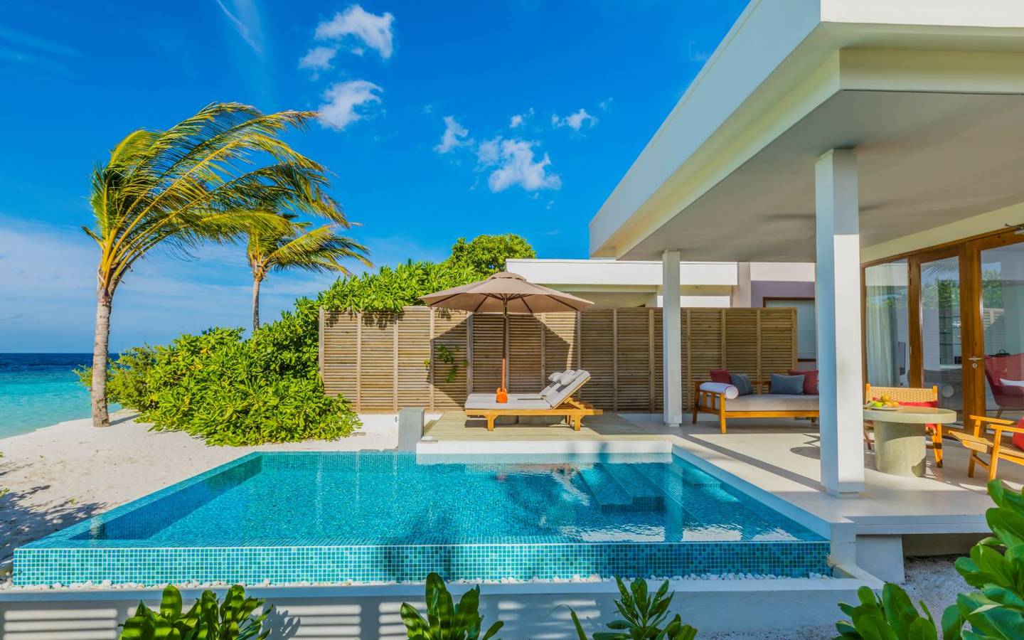 Beach Villa mit Pool