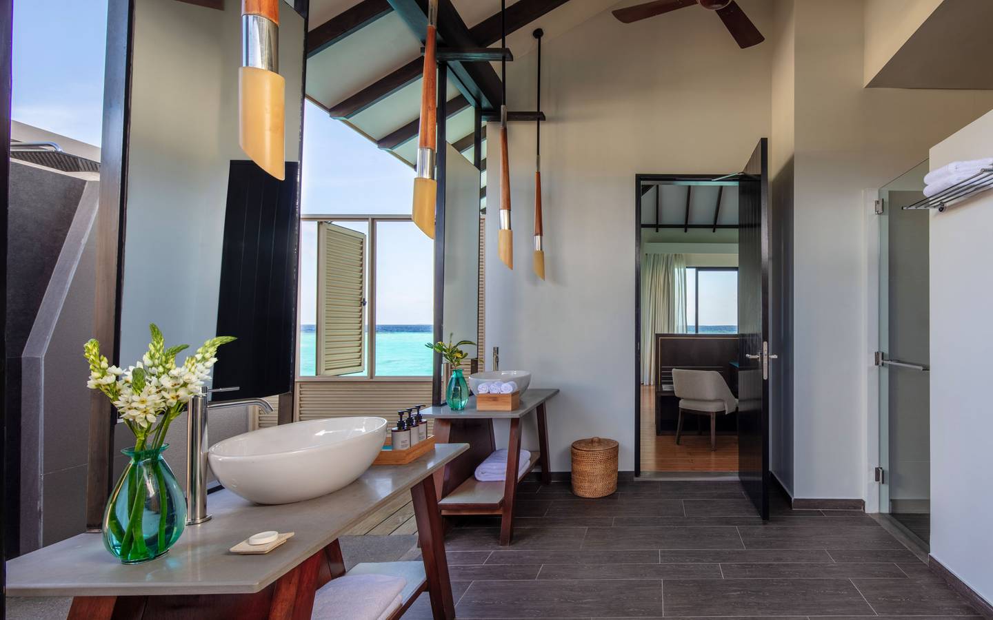 NH_Collection_Maldives_Havodda_Resort_Guest_Room_Over_Water_Villa_Bathroom
