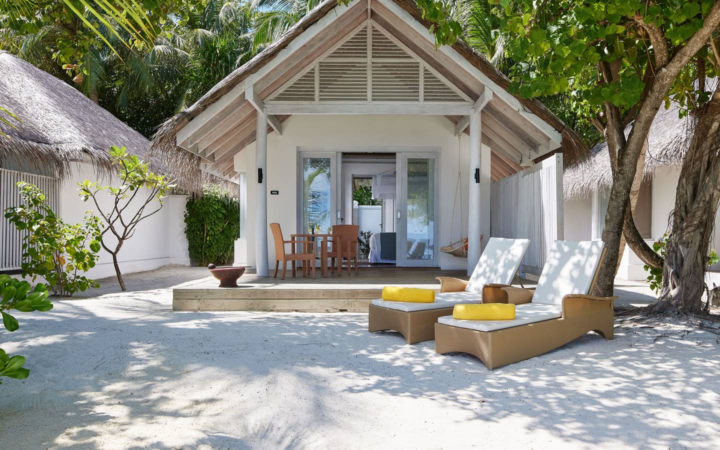 NH_Maldives_Kuda_Rah_Resort_Beach_Villa_with_Private_Pool_2