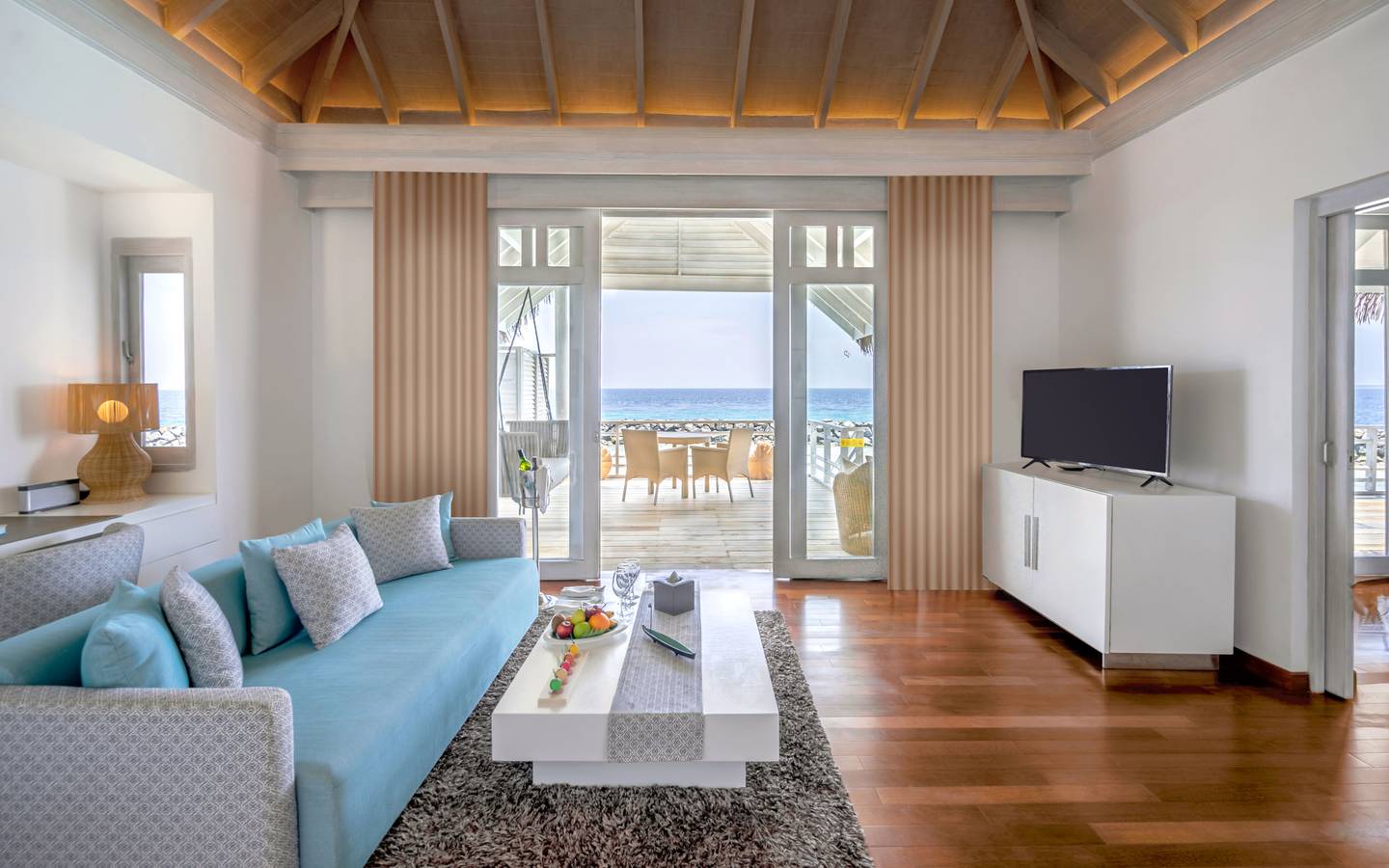 NH_Maldives_Kuda_Rah_Resort_Over_Water_Suite_with_Private_Pool_Living_Area