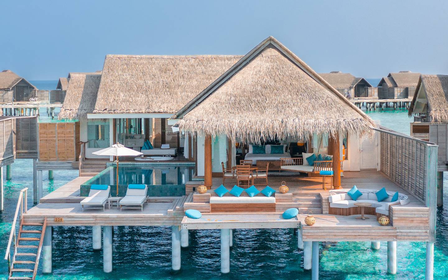 Anantara Kihavah - Over Water Pool Villa_Außenansicht