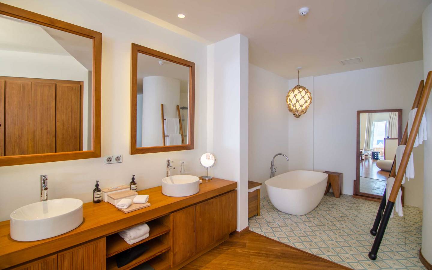 Reef Water Pool Villa_1