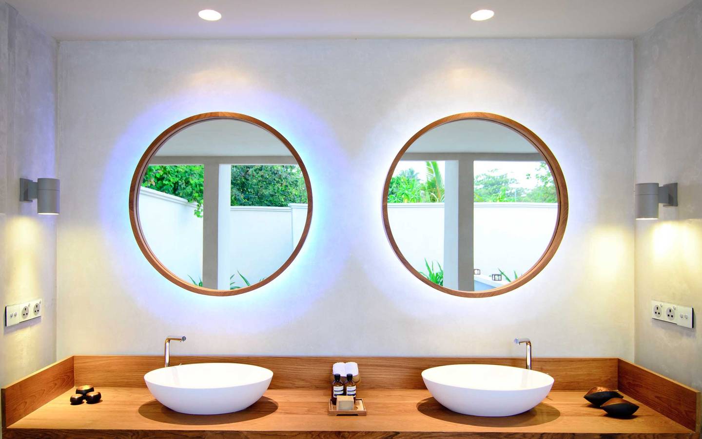 Beach_Villa_Amilla_Maldives_2