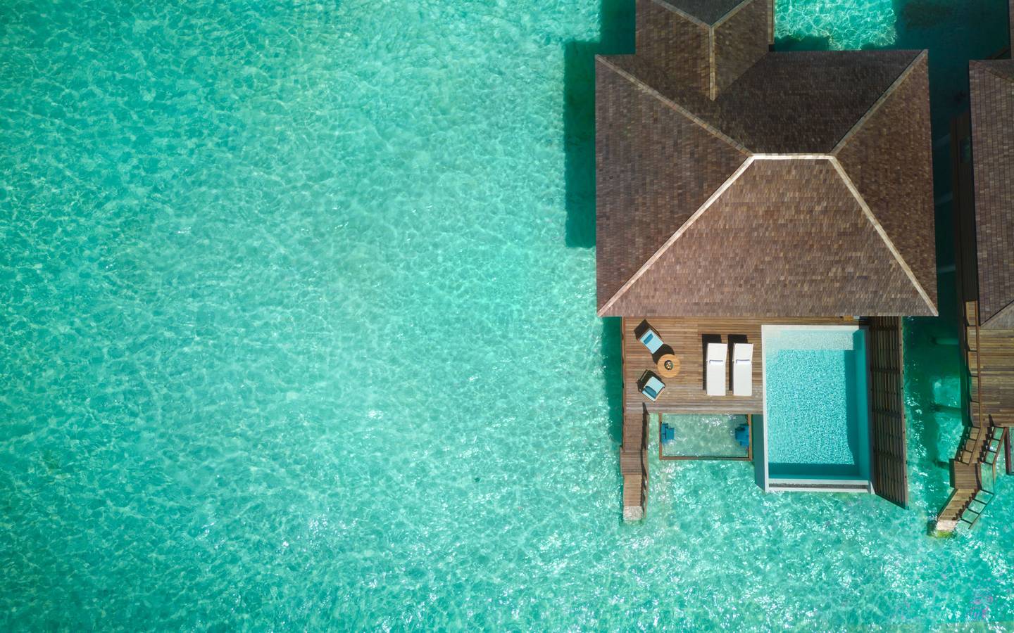 Anantara_Veli_Maldives_Over_Water_Pool_Villa_1