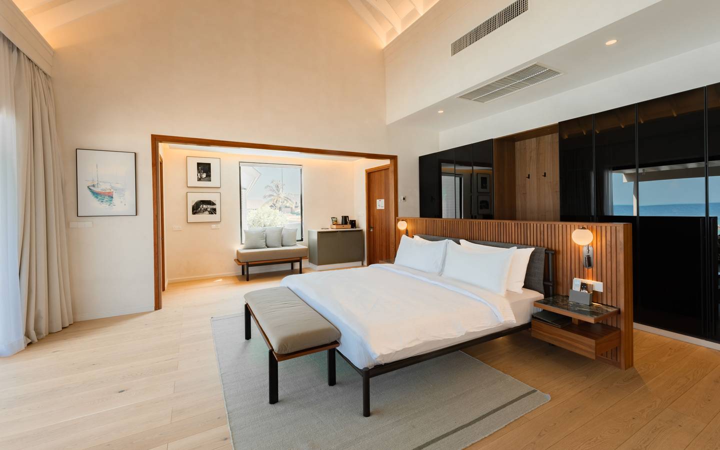 Ananea-Madivaru-Maldives-Water-Pool-Villa-Interior-7