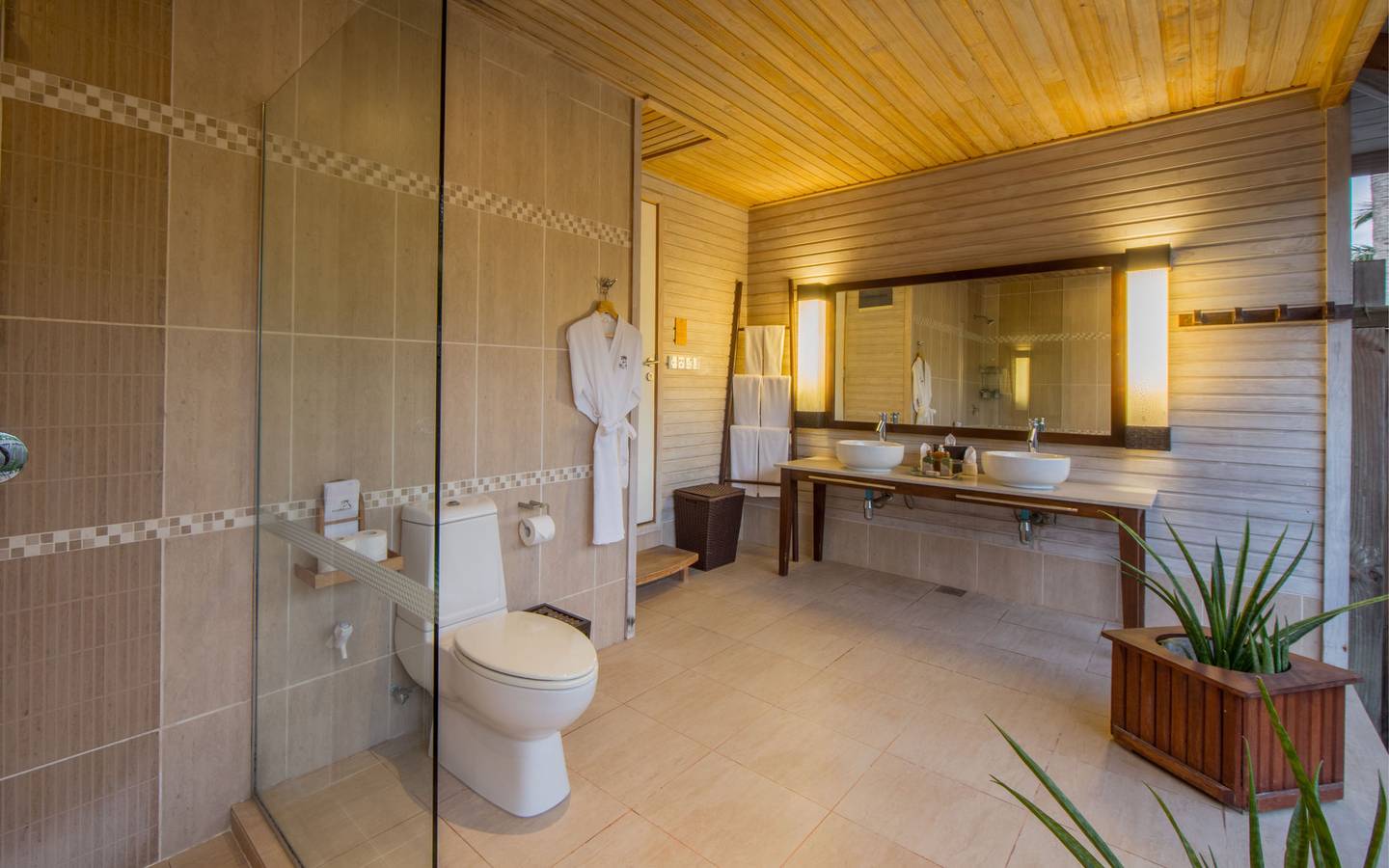 Kuredu Island Resort, Malediven, 'O' Beach Villa, Badezimmer