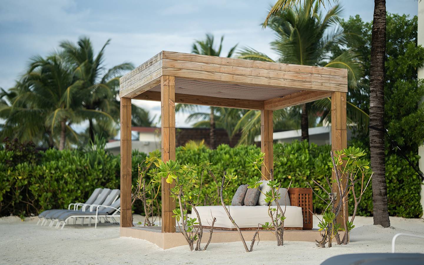 Kuda_Villingili_Maldives_Three_Bedroom_Beach_Retreat_7