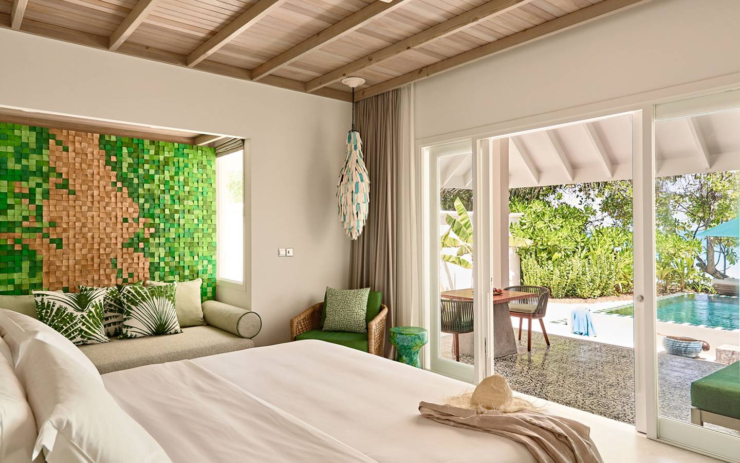 Seaside_Finolhu_Two_Bedroom_Interconnecting_beach_Villa_5