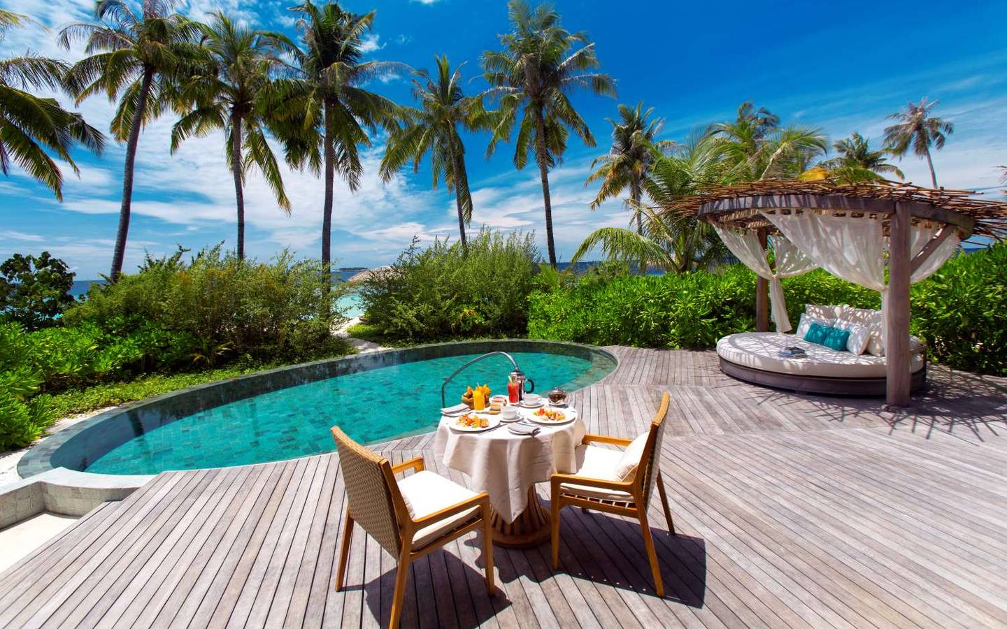 Pool, Beach Pool Villas, Milaidhoo Island