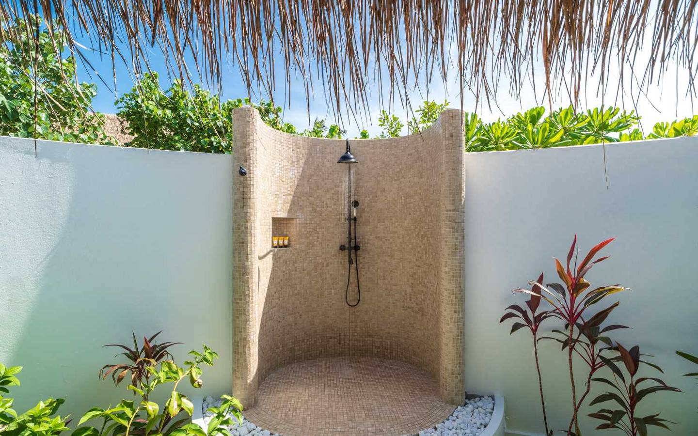 Aussendusche, Beach Residence, Milaidhoo Island, Malediven