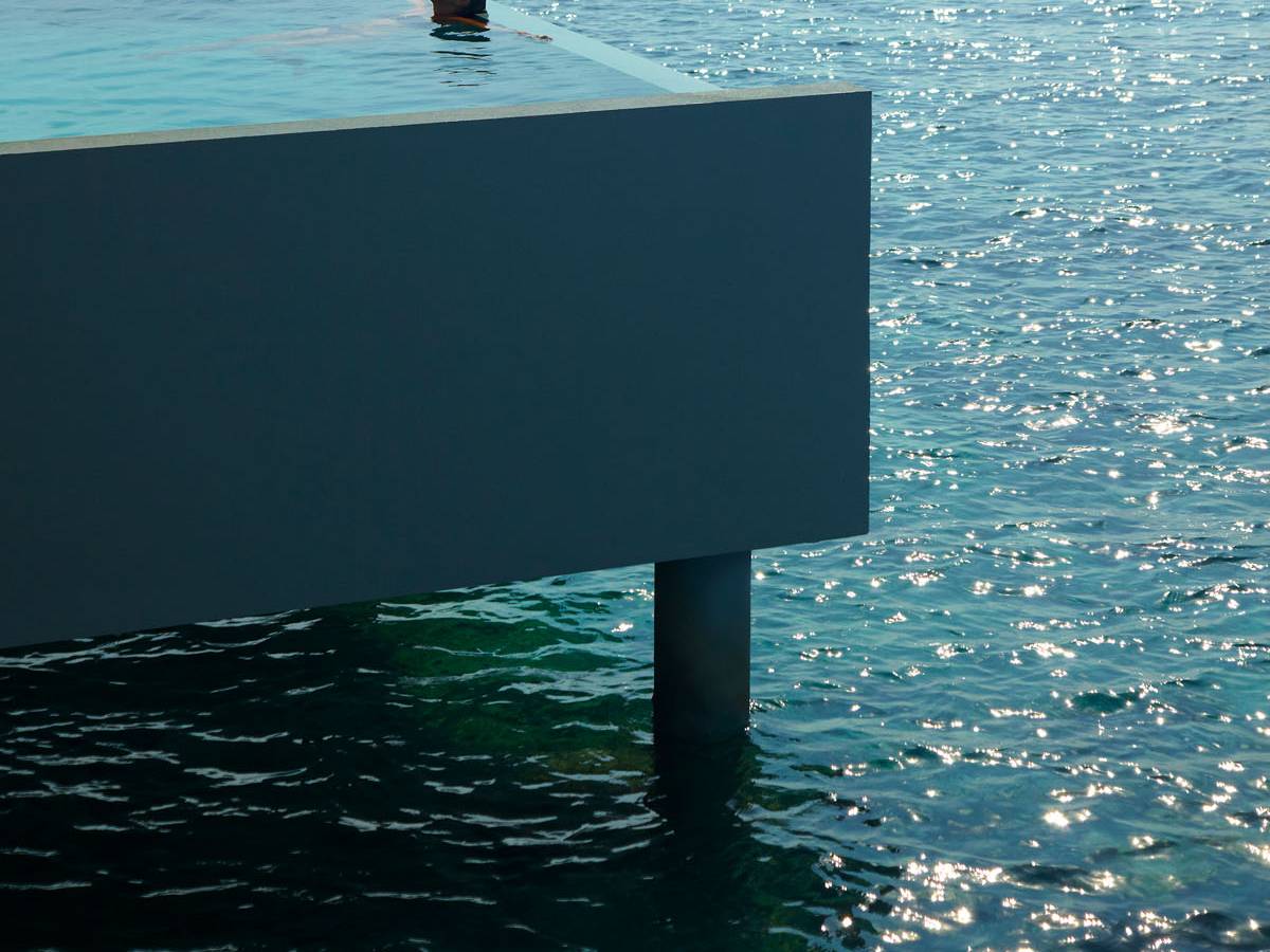 dusit-thani-maldives-water-villa-with-pool-exterior