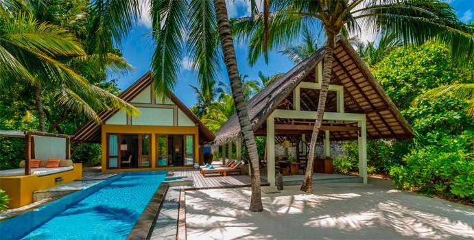 Beach Villa mit Pool, Four Seasons Resort Maldives