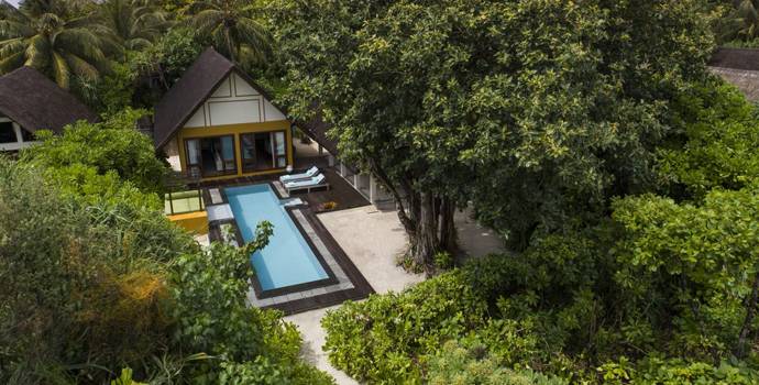 Beach Villa mit Pool, Four Seasons Resort Maldives