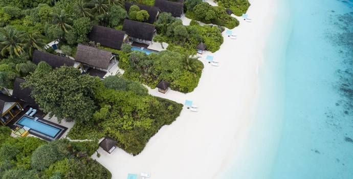 Beach Villa mit Pool, Four Seasons Resort Maldives