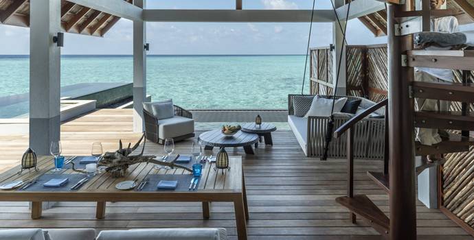 Sunset Water Villa mit Pool, Four Seasons Resort Maldives