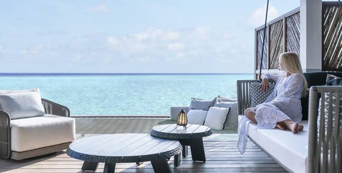 Sunset Water Villa mit Pool, Four Seasons Resort Maldives