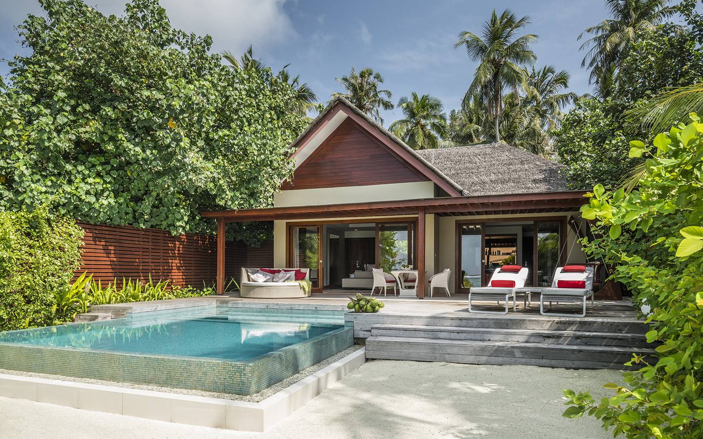 Niyama_Family_Beach_Villa_1