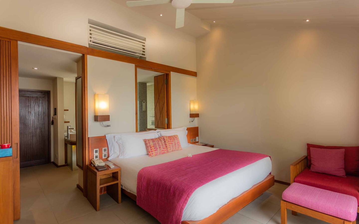 Centara_Lagoon View Beach Villa with Swirl Pool 3