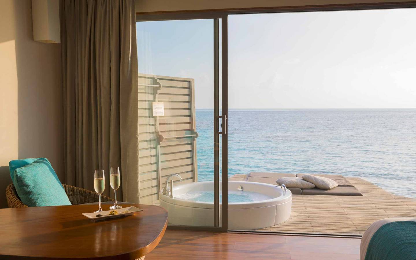 Overwater Villa with Swirl Pool, Centara Ras Fushi Resort & SPA_7