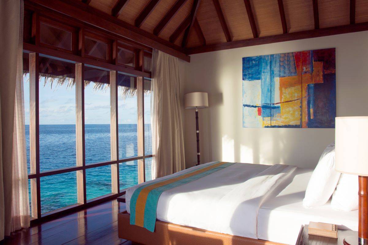 Coco Bodu Hithi, Malediven, Escape Water Villa, Schlafzimmer