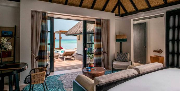 2. Schlafraum, Sunset Two Bedroom Water Suite with Pool, Four Seasons Resort Maldives at Kuda Huraa
