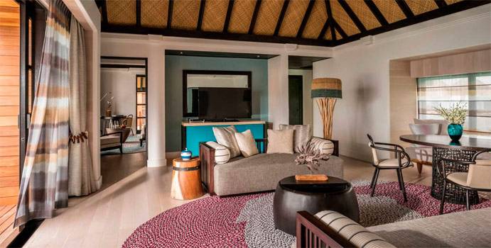 Wohnlounge, Sunset Two Bedroom Water Suite with Pool, Four Seasons Resort Maldives at Kuda Huraa