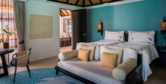 weiteres Schlafzimmer, Sunset Three Bedroom Water Suite with Pool, Four Seasons Resort Maldives at Kuda Huraa