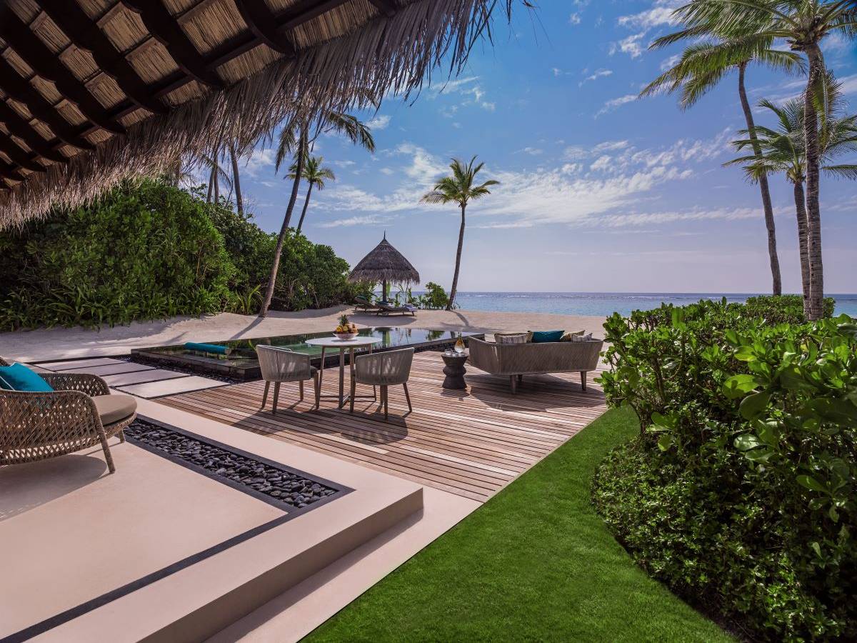 Grand Sunset Residence