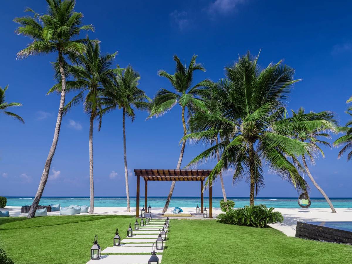 Grand Sunset Residence