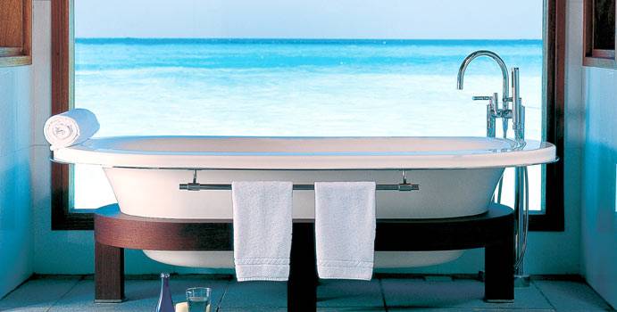 Badewanne, Lagoon Bungalow with Pool, Huvafen Fushi Maldives