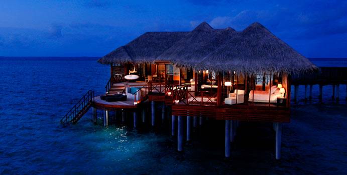 Bei Nacht, Two Bedroom Ocean Pavilion with Pool, Huvafen Fushi Maldives