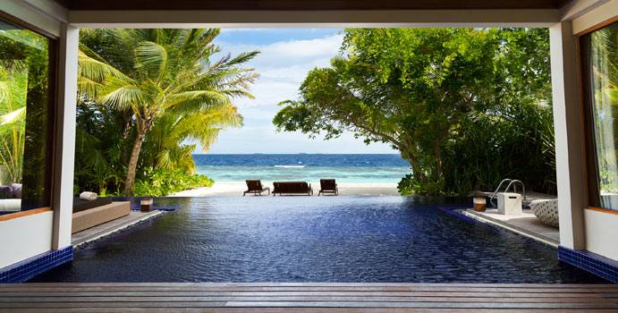 Pool Parterre mit Meerblick