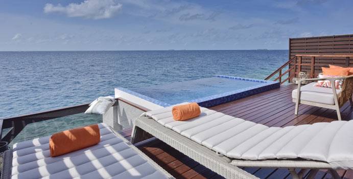 Terrasse, Lagoon Pool Water Villa, Grand Park Kodhipparu