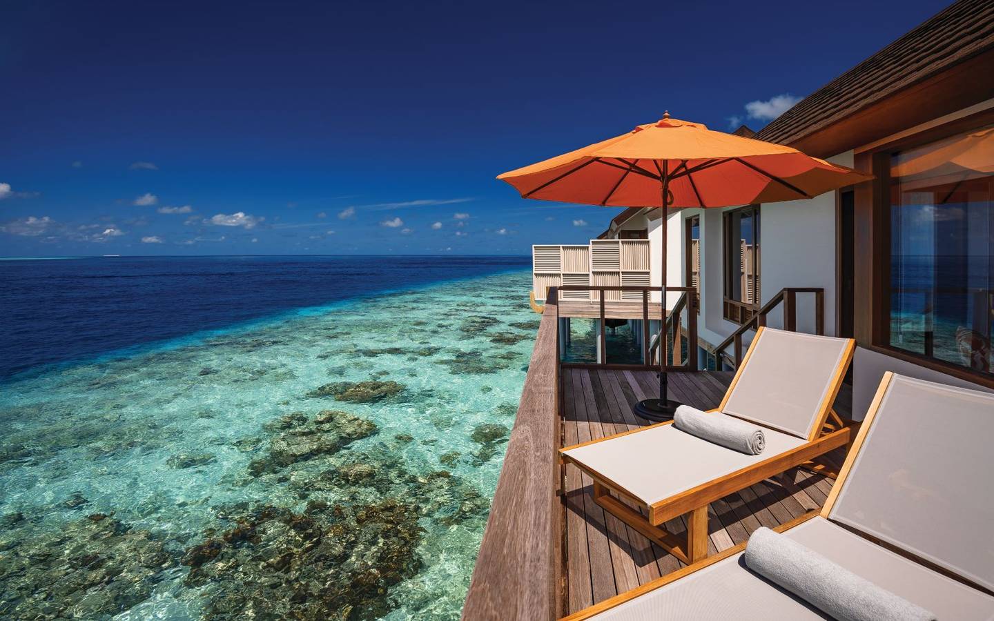 oblu-select-at-sangeli-maldives-water-villa-sundeck